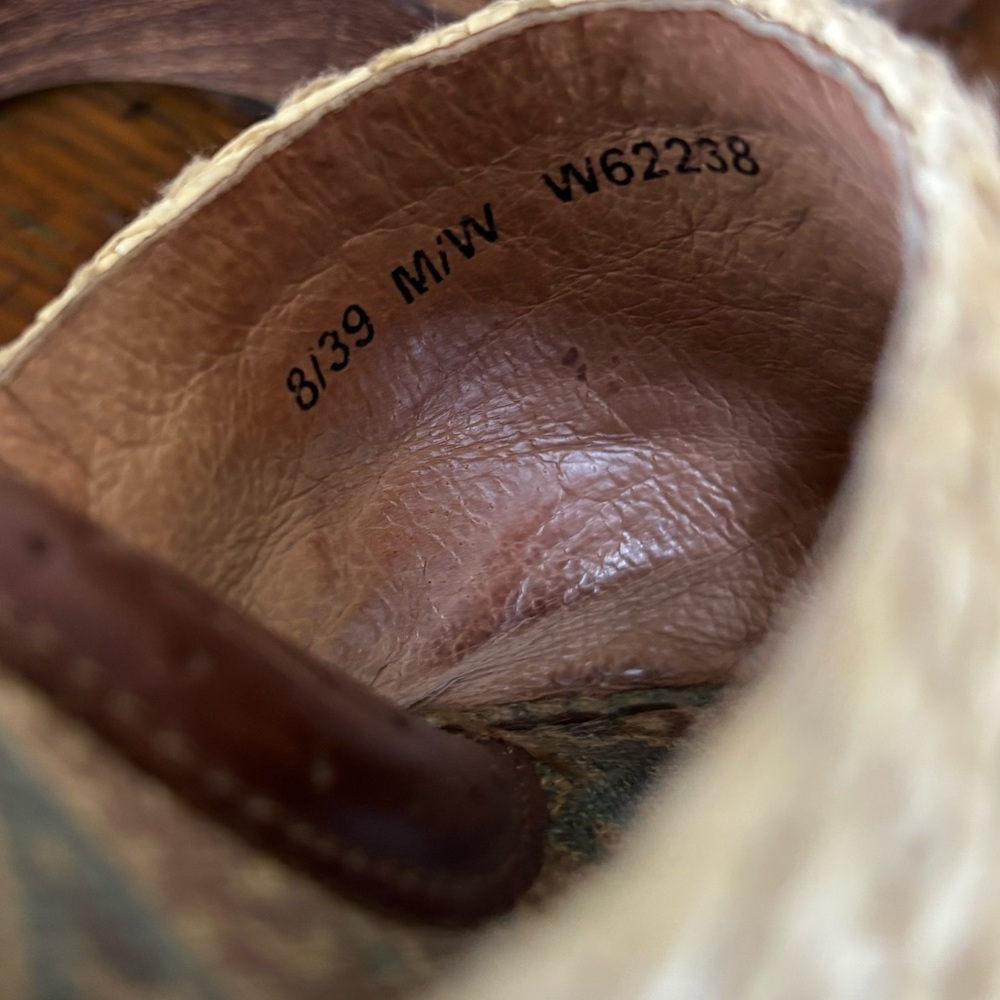 Born Women's Sz 8 "Miko" Cream Woven Rafia and Brown Leather Wedge Sandals Heels - Picture 8 of 9